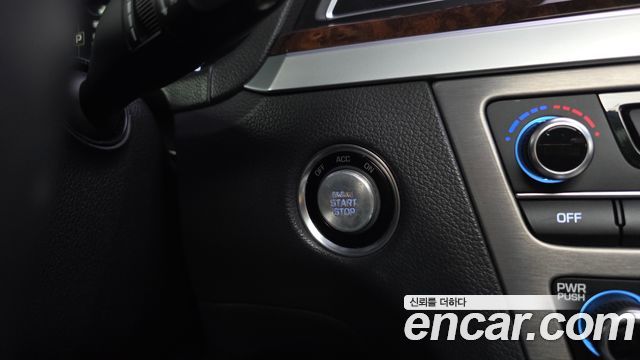 Hyundai Genesis 2014 — photo 40