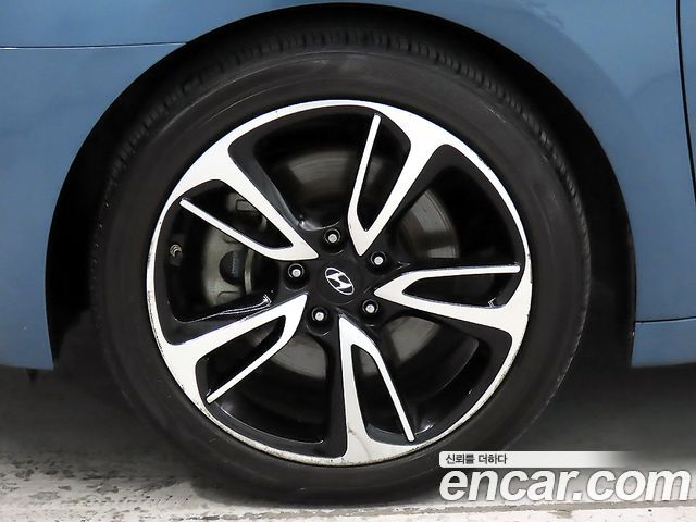 Hyundai i40 2016 — photo 20