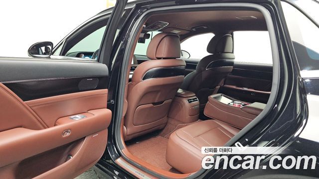 Genesis G90 2022 — photo 11