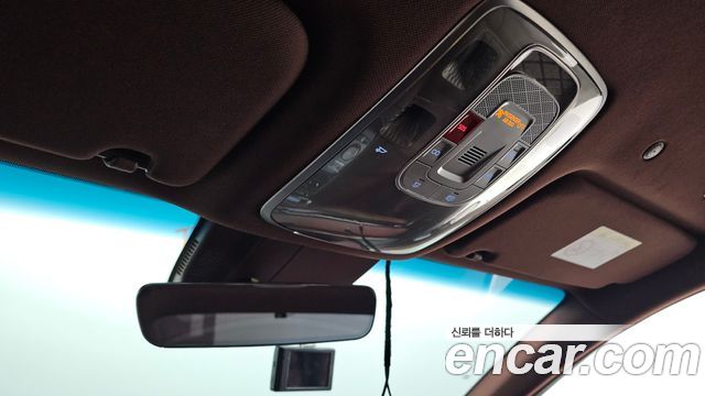 Genesis G90 2022 — photo 18