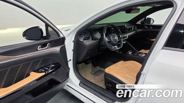 Kia K5 2021 — photo 13