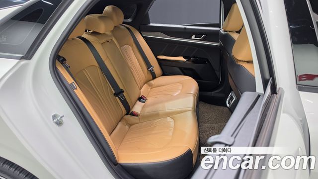 Kia K5 2021 — photo 18