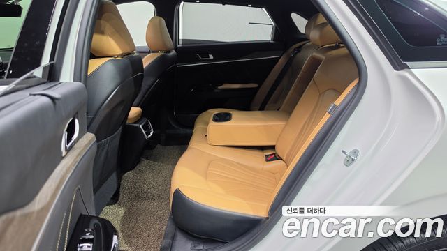 Kia K5 2021 — photo 16