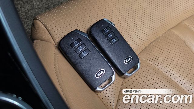 Kia K5 2021 — photo 35