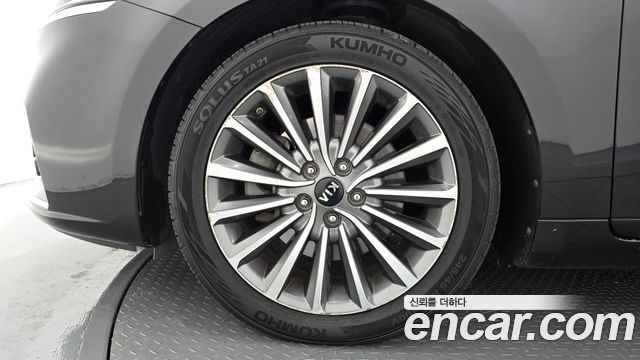Kia K7 2018 — photo 5