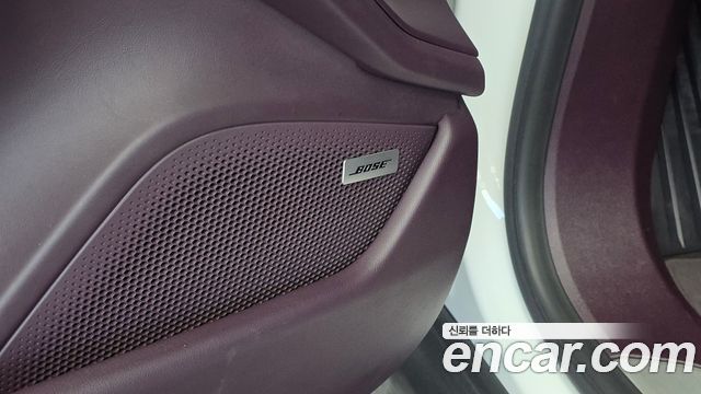 Porsche Taycan 2021 — photo 23