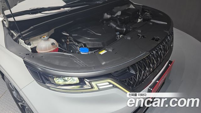 Kia Canival 2023 — photo 6