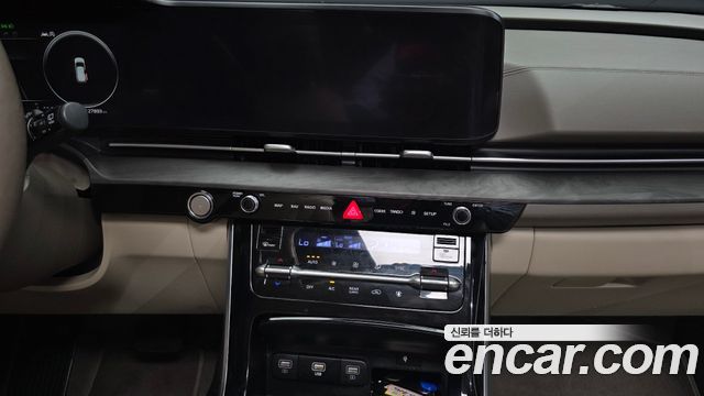 Kia Canival 2023 — photo 14