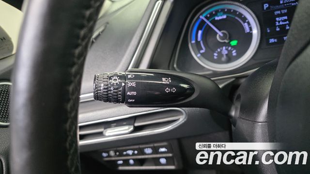 Hyundai Sonata 2021 — photo 33
