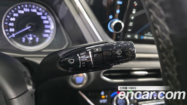 Hyundai Sonata 2021 — photo 38