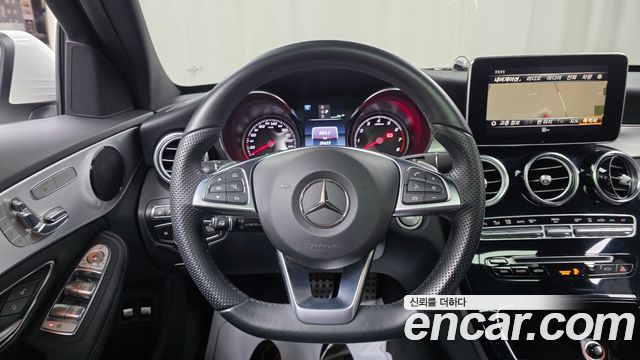 Mercedes-Benz C-Class 2018 — photo 20