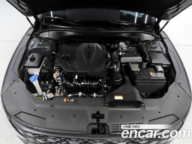 Hyundai Grandeur 2023 — photo 6