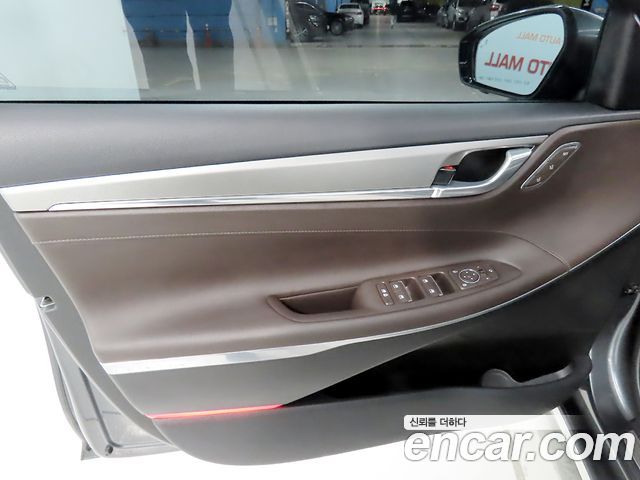 Hyundai Grandeur 2023 — photo 16