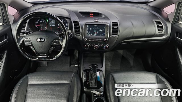Kia K3 2018 — photo 10