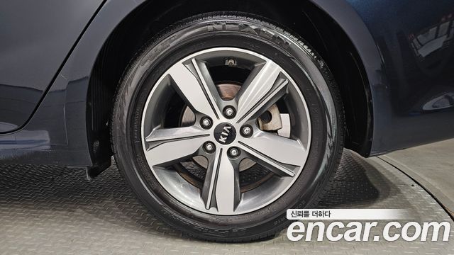 Kia K3 2018 — photo 7