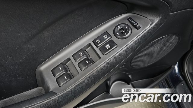 Kia K3 2018 — photo 29