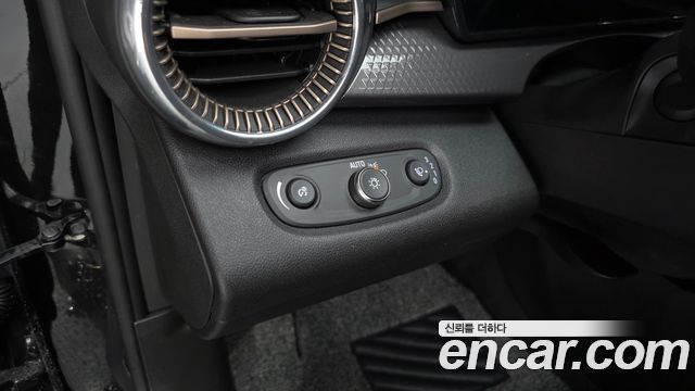Chevrolet Korea Trax 2025 — photo 24