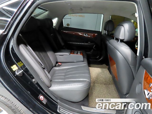 Hyundai Equus 2012 — photo 8