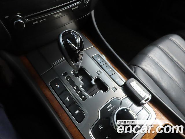 Hyundai Equus 2012 — photo 14