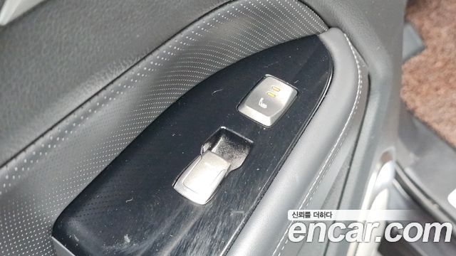 KG Mobility Rexton 2019 — photo 27