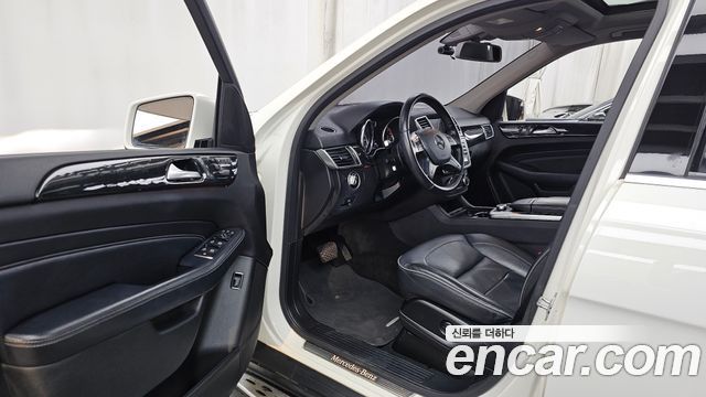 Mercedes-Benz M-class 2012 — photo 13
