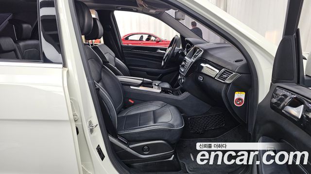 Mercedes-Benz M-class 2012 — photo 17