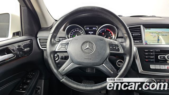 Mercedes-Benz M-class 2012 — photo 19
