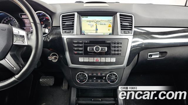 Mercedes-Benz M-class 2012 — photo 21