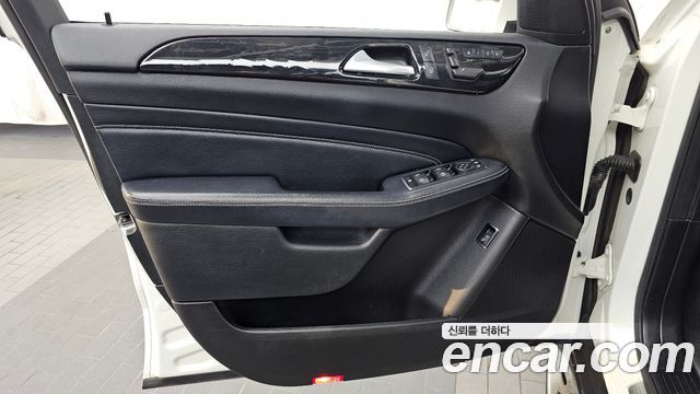 Mercedes-Benz M-class 2012 — photo 14
