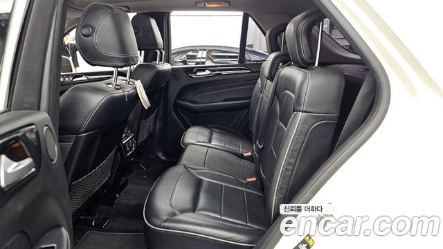 Mercedes-Benz M-class 2012 — photo 16