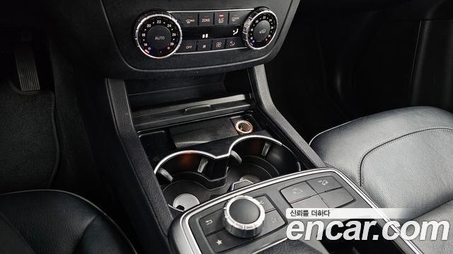 Mercedes-Benz M-class 2012 — photo 29