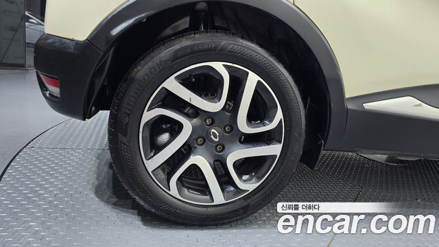 Renault Korea QM3 2016 — photo 5
