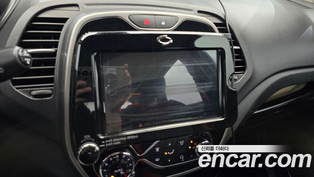 Renault Korea QM3 2016 — photo 21