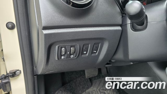 Renault Korea QM3 2016 — photo 26