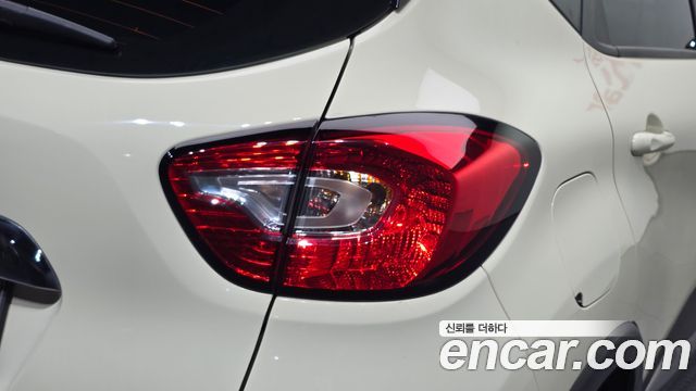 Renault Korea QM3 2016 — photo 9