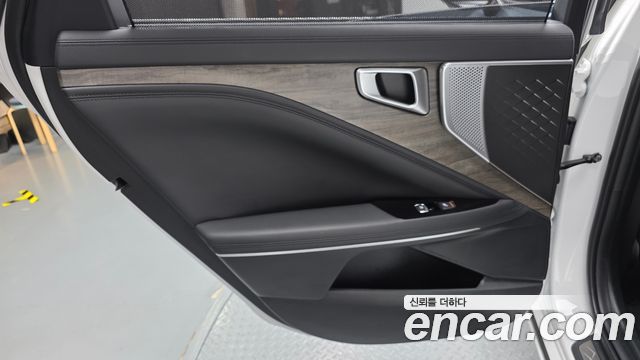 Kia K8 2023 — photo 15