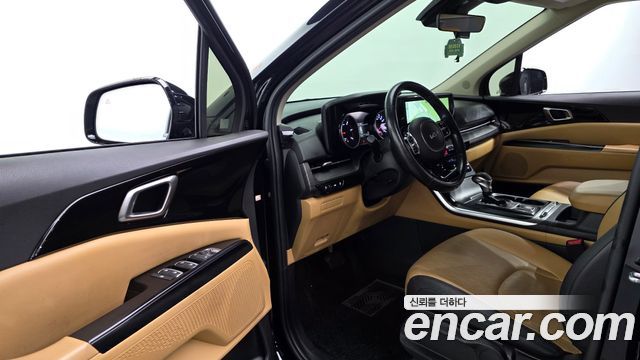 Kia Canival 2022 — photo 13