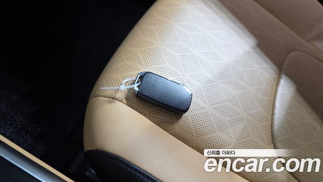 Kia Canival 2022 — photo 22
