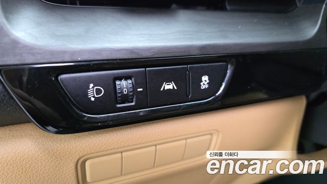 Kia Canival 2022 — photo 26