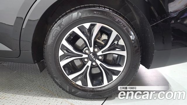 Kia Canival 2022 — photo 7