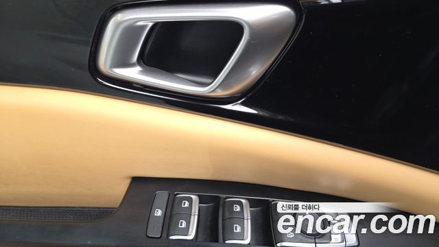 Kia Canival 2022 — photo 30