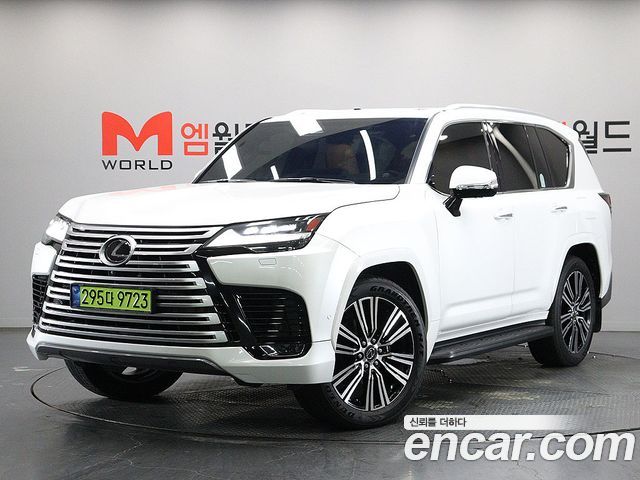 Lexus LX 2025 — photo 1