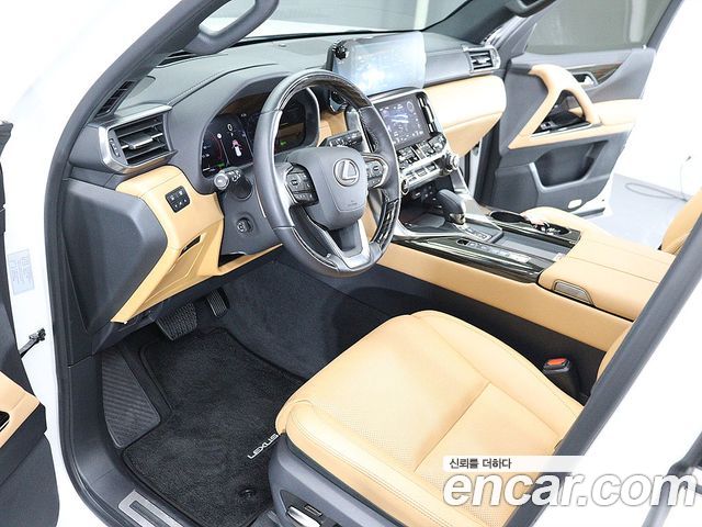 Lexus LX 2025 — photo 16