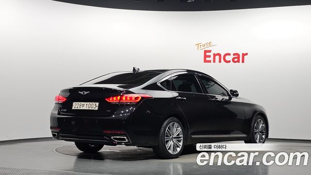 Genesis G80 2018 — photo 2