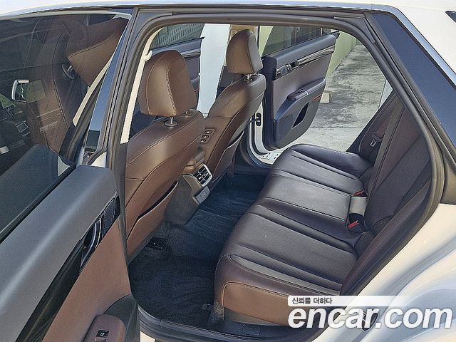Hyundai Grandeur 2023 — photo 16