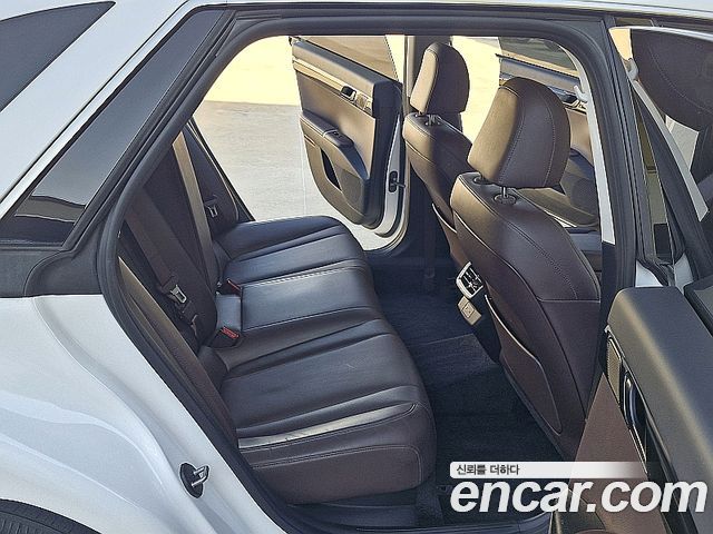Hyundai Grandeur 2023 — photo 18