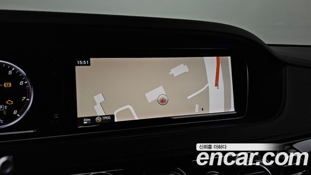 Mercedes-Benz S-Class 2015 — photo 20