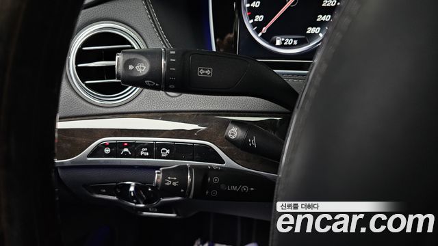 Mercedes-Benz S-Class 2015 — photo 26