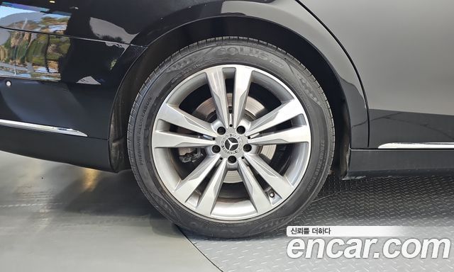 Mercedes-Benz S-Class 2015 — photo 37