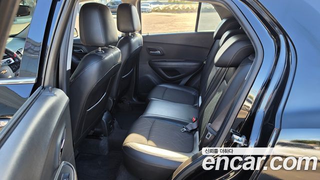 Chevrolet Korea Trax 2017 — photo 11